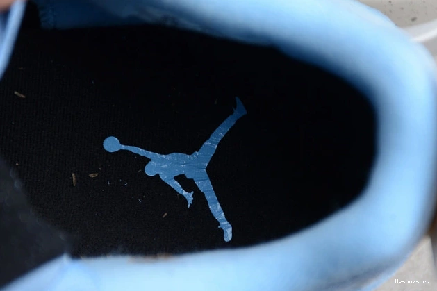 CT8527-400 University Air 4 Retro Jordan Blue 0814